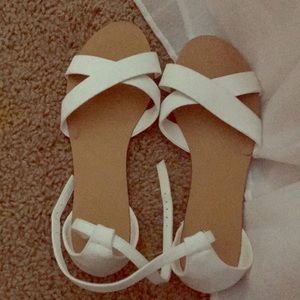 ❤️white straps sandals